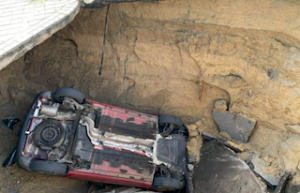 SPN Pit Swallows Car