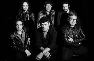 ALM Santia and Juan Perro