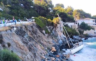 LHR Yacht on the Rocks JL31 03