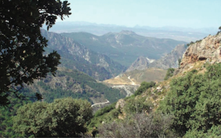FTR Huenes Panoramic Valley Shot
