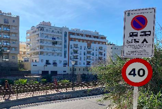 NRJ No Camper Vans Sign
