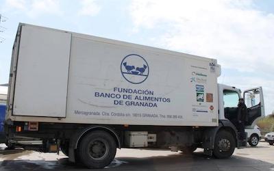 GRA Food Bank Lorry MR22 400x250