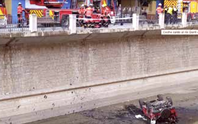Car Topples into Rio Genil SP22